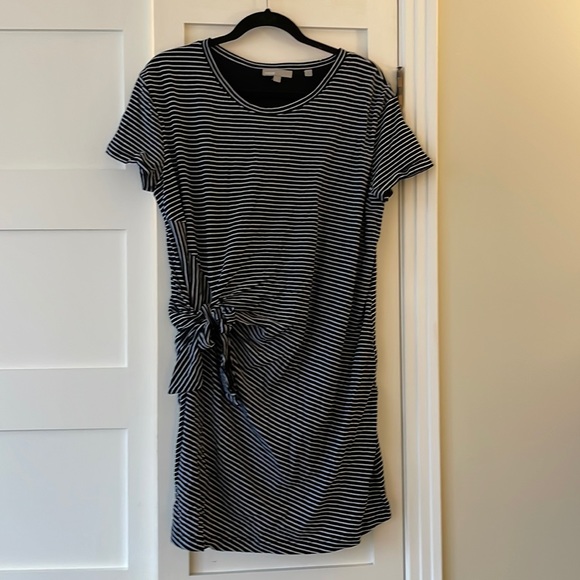 Vince navy and white striped knotted t-shirt dress lined L - Picture 1 of 2